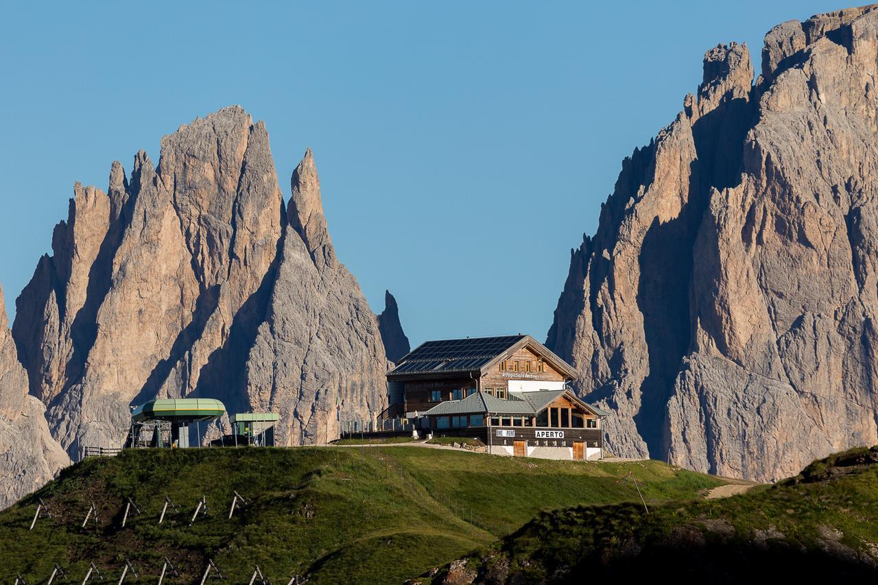 Rifugio Sass Bece Hotel Canazei Exterior photo